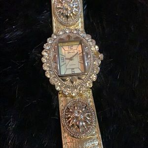 Western Style Watch